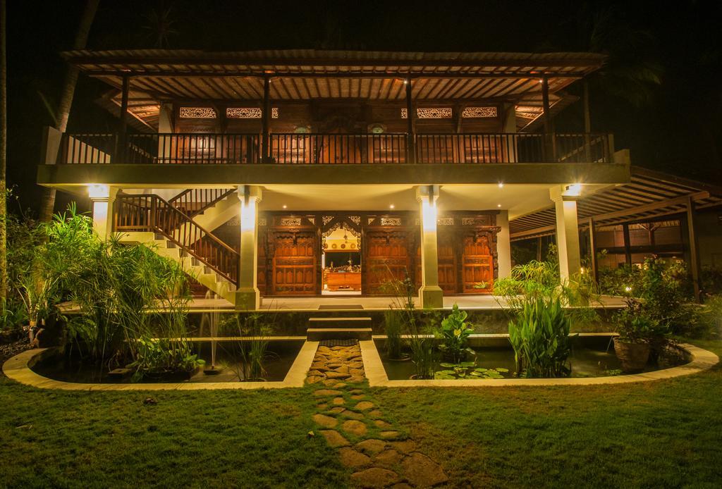 Oceanfront Citakara Sari Villas Candidasa Екстериор снимка