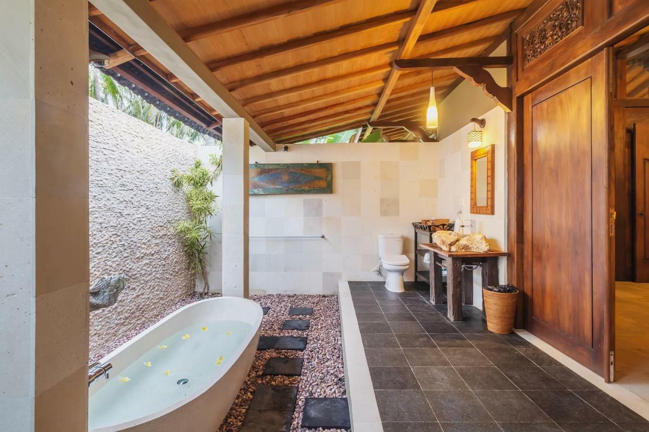 Oceanfront Citakara Sari Villas Candidasa Екстериор снимка